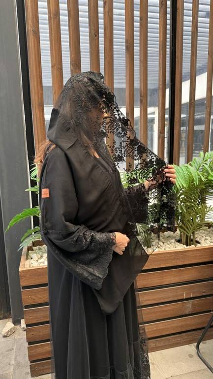 عباية تل مبطن كلوش بتطريز مشجر