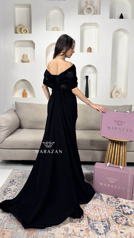 فستان سهره بتطريز كرستال اسود 