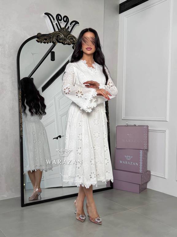 فستان ميدي دانتيل بقصة من الخصر