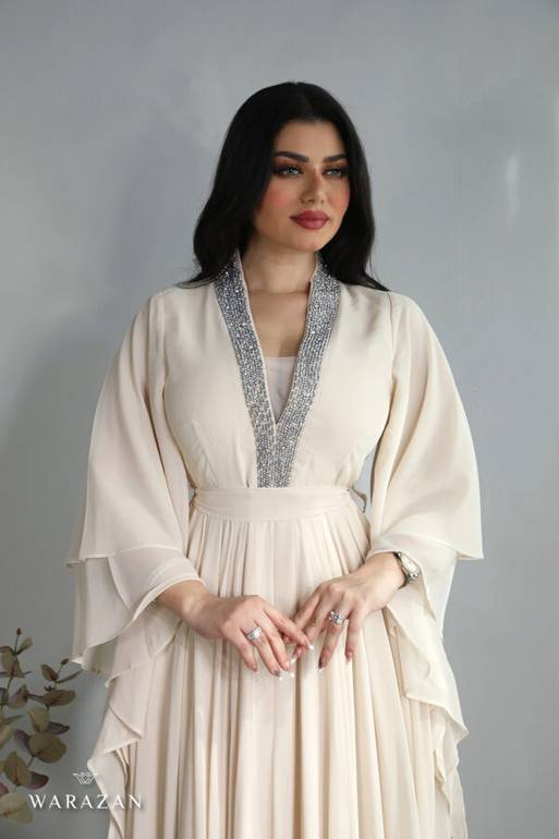فستان شيفون ملكي بتطريز