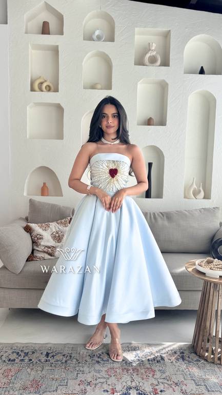 فستان سهرة ناعم توب بتطريز 