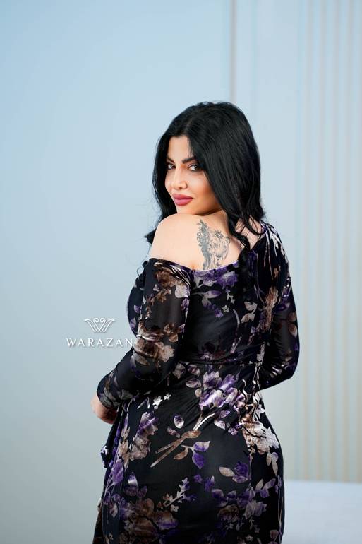 فستان سهرة مخمل راقي 