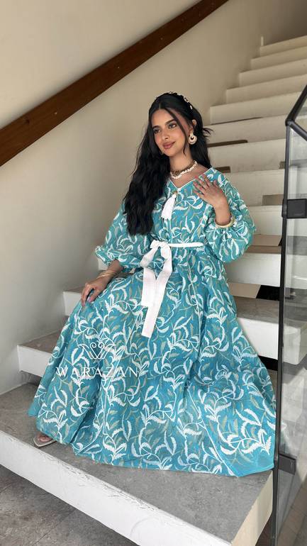 جلابية راقية مع حزام 