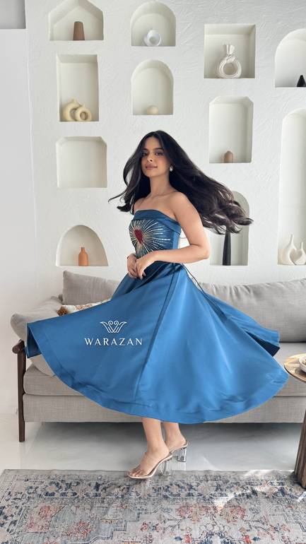 فستان سهرة ناعم توب بتطريز 