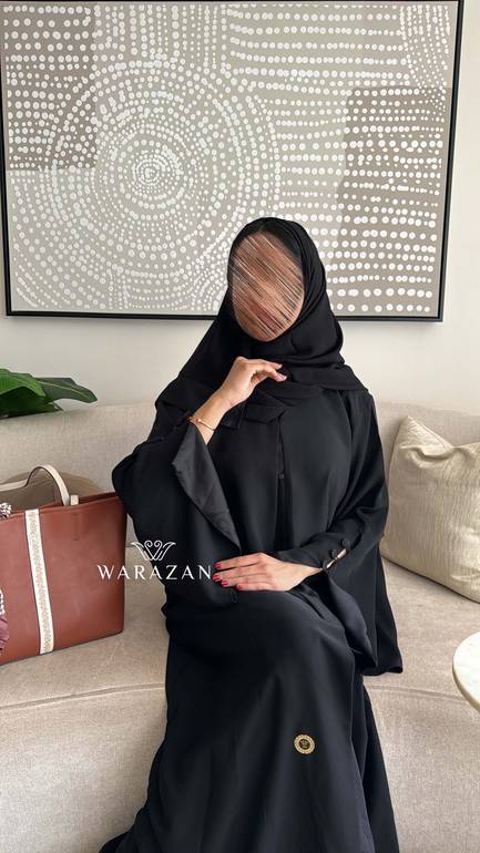 عباية عملية بقماش نيو سوفت وأكمام كلوش للعيد