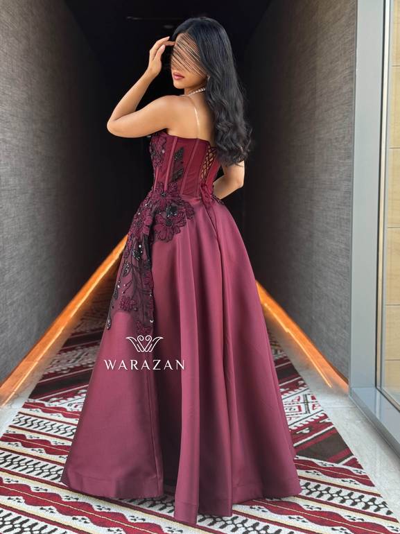 فساتين سهرة راقية بتصميم مميز