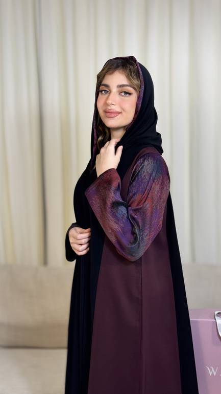 عباية انيقه بتخيلة لون برغندي