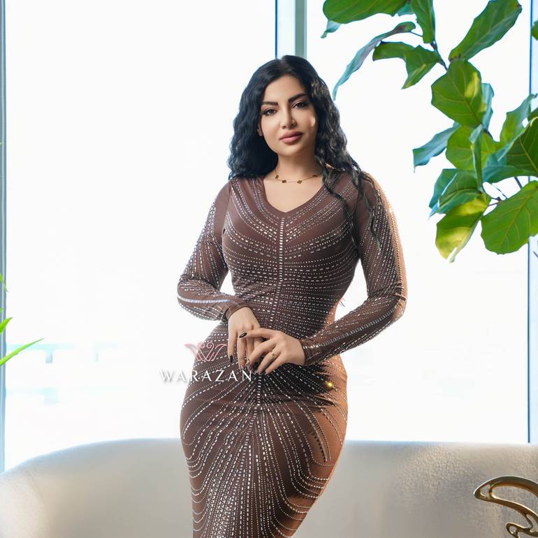 فستان سهرة ماسك وأنيق 