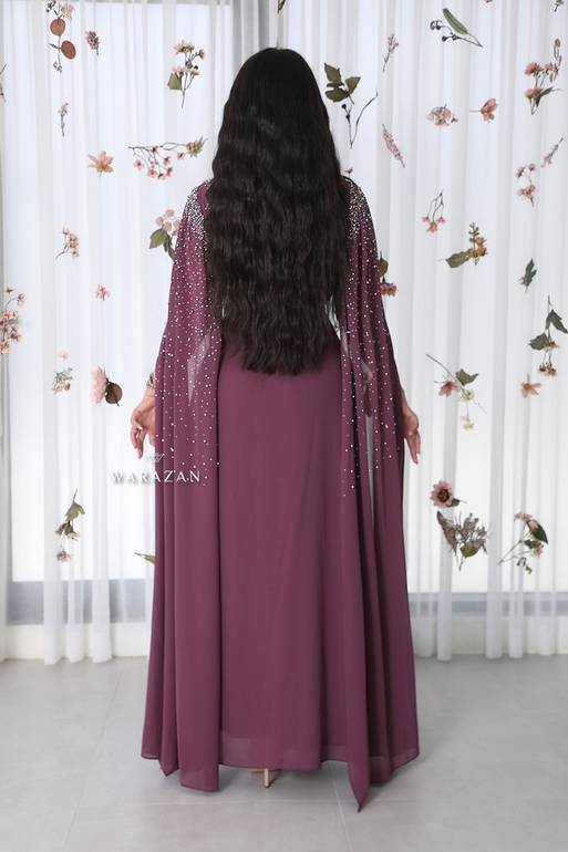 فستان سهرة ناعم بحزام من الخصر وألوان مختلفة
