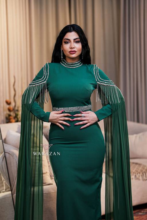 فستان سهرة ناعم ملكي بقصة أكمام طويلة  - 44 - زيتي