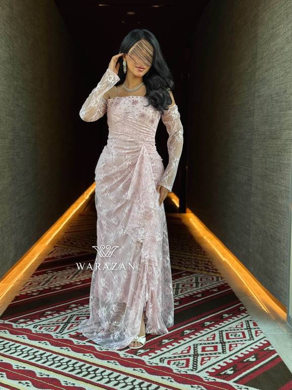 فستان سهره بدانتيل ملكي