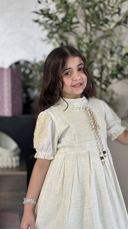 فستان انيق بقصة جميله