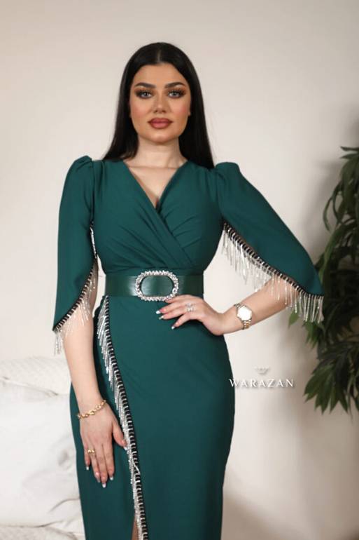 فستان لف هدب مع حزام خرز