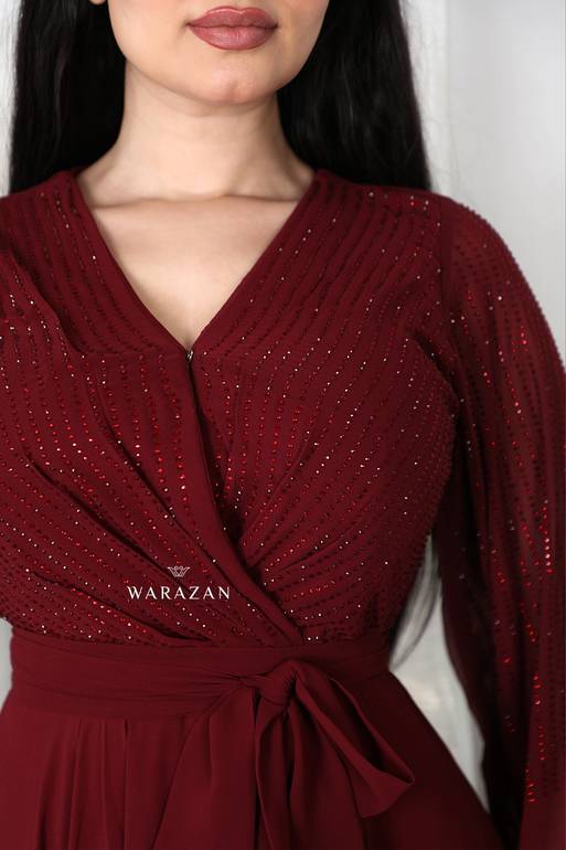 فستان سهرة بحزام من الخصر و بلمعة 
