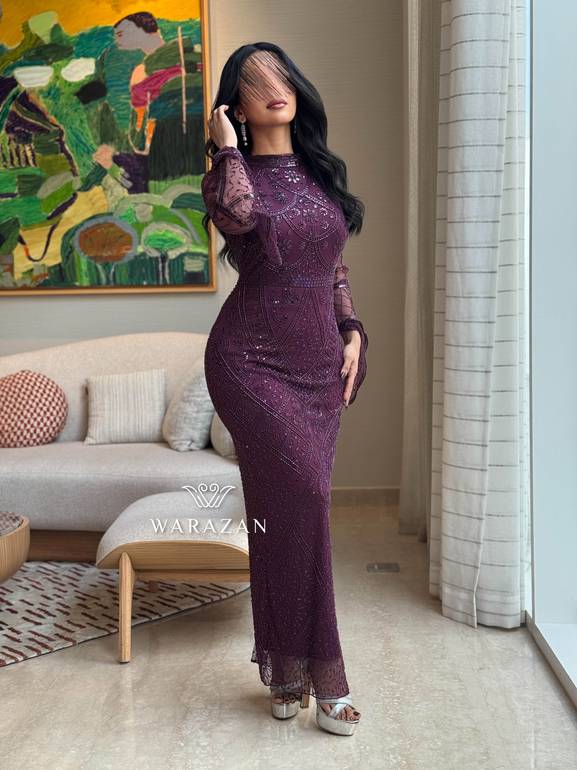فساتين سهرة بتصميم ماسك أنيق للمناسبات