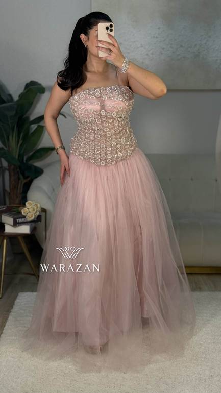  فستان سهرة دبل كلوش للمناسبات 