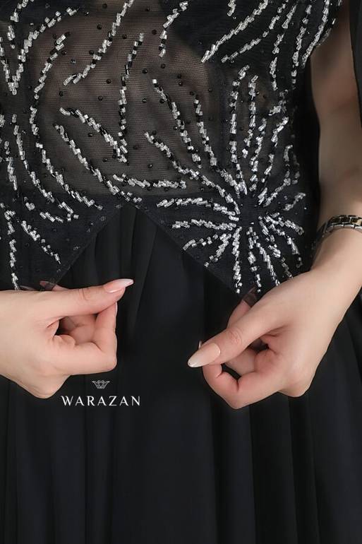 فستان سهرة شيفون بتطريز راقي وأكمام طويلة