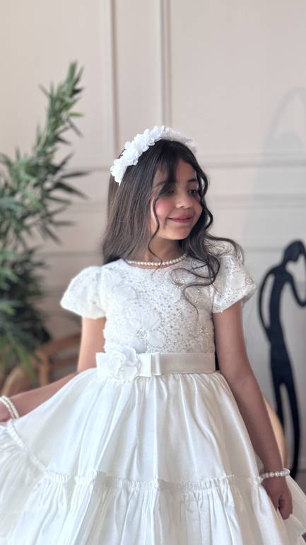 فستان بناتي منفوش