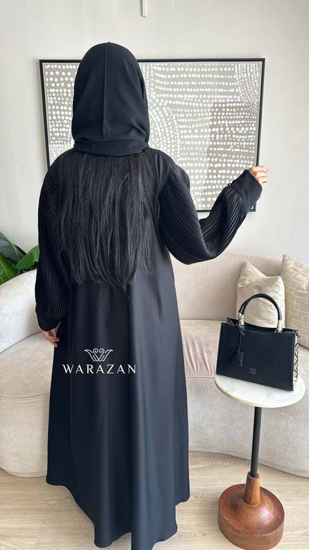 عباية كلاسيك فخمة كسرات من الكم 