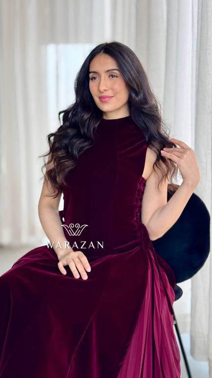 فستان جوخ انيف بيليسيه من الجنب 
