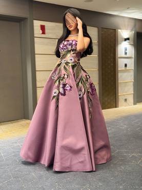 فستان سهرة توب للمناسبات بلون زاهي 