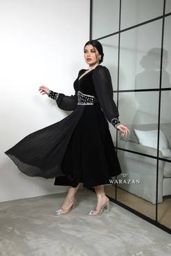 فستان ميد مخمل تطريز شك