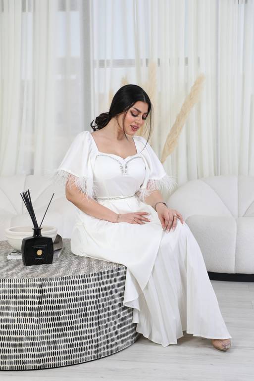 فستان أنيق بكسرات من الامام