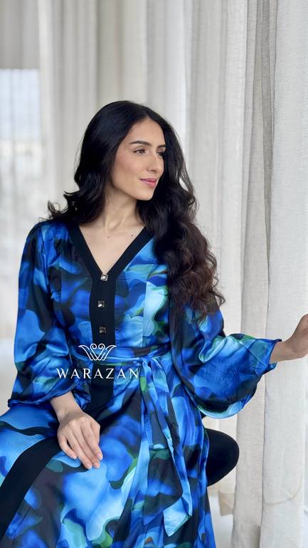 فستان ناعم بحزام من الخصر 