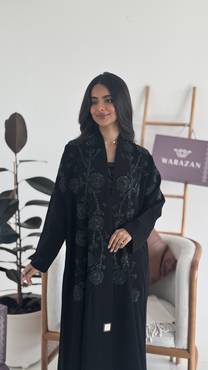 عباية بتطريز ورود للمناسبات الخاصه 
