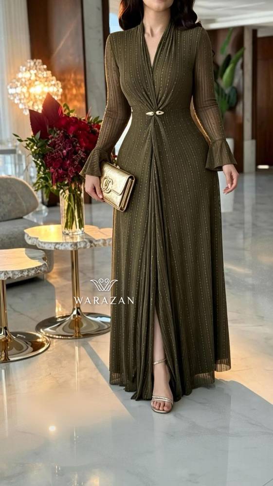 فستان سهره لامع  واكمام شفافه