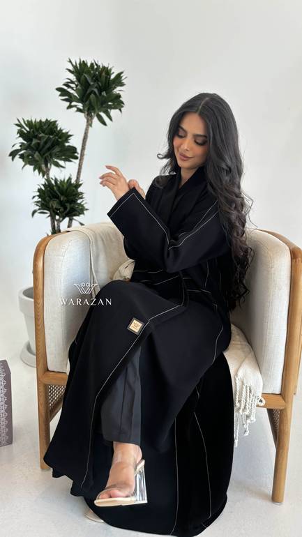 عباية بستايل عصري وانيق 