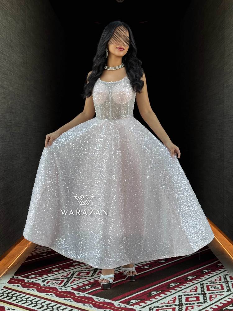 فساتين سهرة فاخرة للمناسبات الراقية