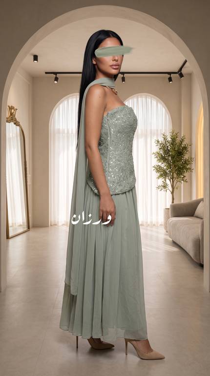 فستان سهرة كورسيه مع شال انسيابي