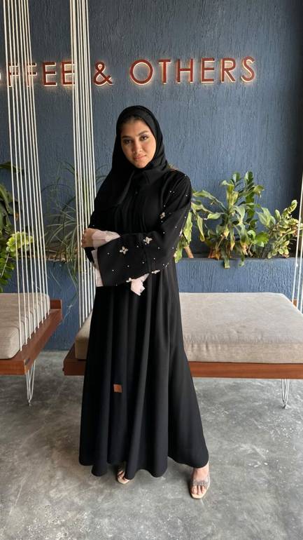 عباية مناسبات كلوش بكرستال بطول الكم وتدخيلة تل