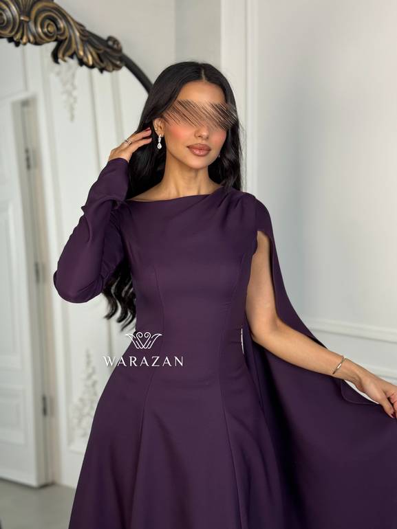 فستان سهرة ناعم  بكيب انسيابي يغطي الأكتاف