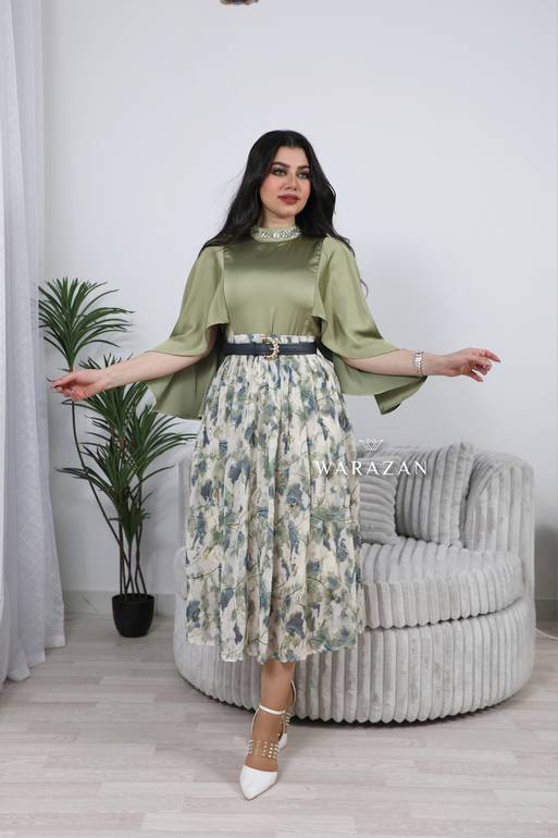 طقم العيد مع بلوزة ستان و حزام راقي