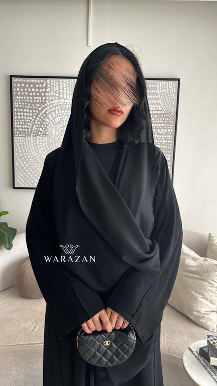 عباية سادة عملية للدوامات الرسمية والعيد