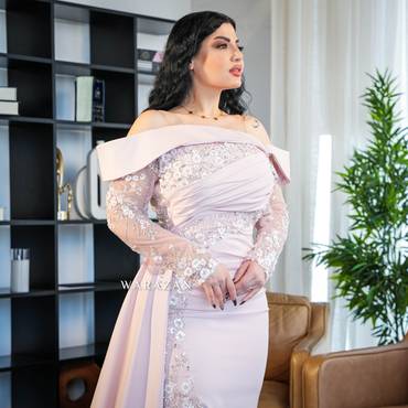 فستان سهرة ماسك بتسايل راقي 