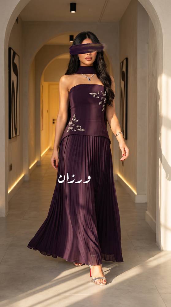 فستان سهرة أنيق بتصميم انسيابي فاخر