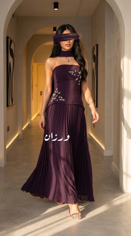 فستان سهرة أنيق بتصميم انسيابي فاخر
