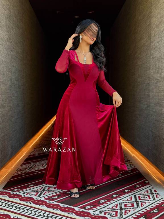فستان ماسك بتدخيلة مخمل 