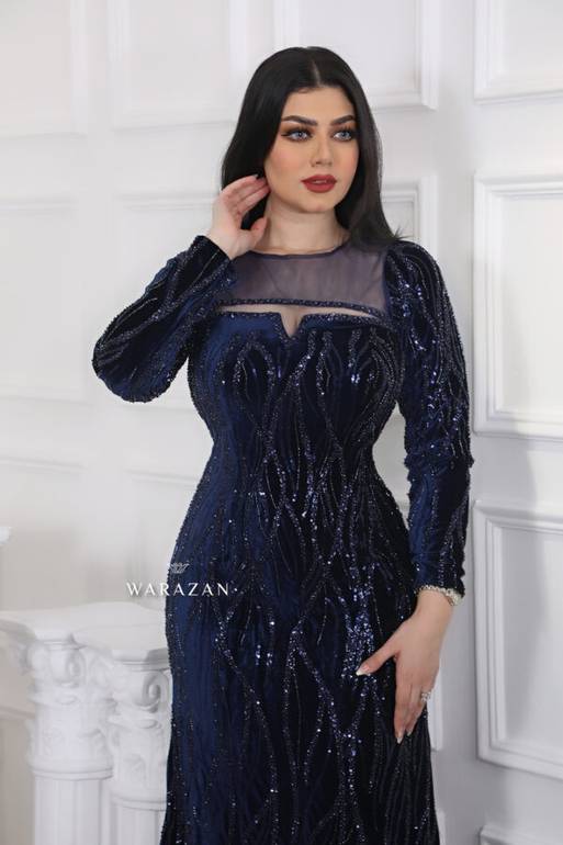 فستان مخمل ماسك بتطريز فخم