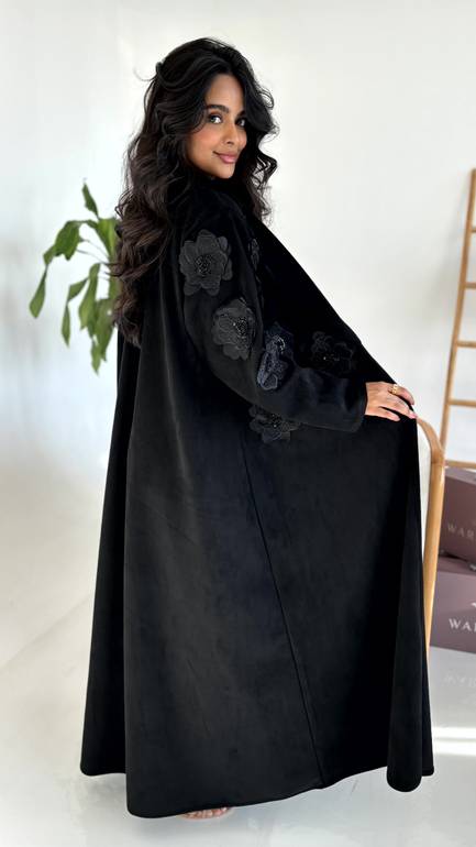 عباية شمواه مع ورود 