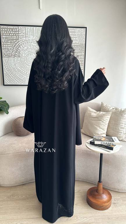 عباية سادة عملية للدوامات الرسمية والعيد