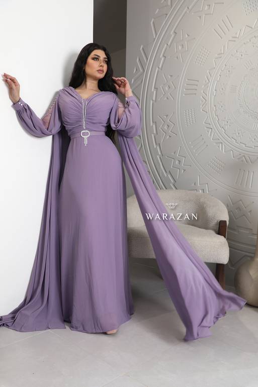 فستان سهرة ناعم راقي بحزام من الخصر 