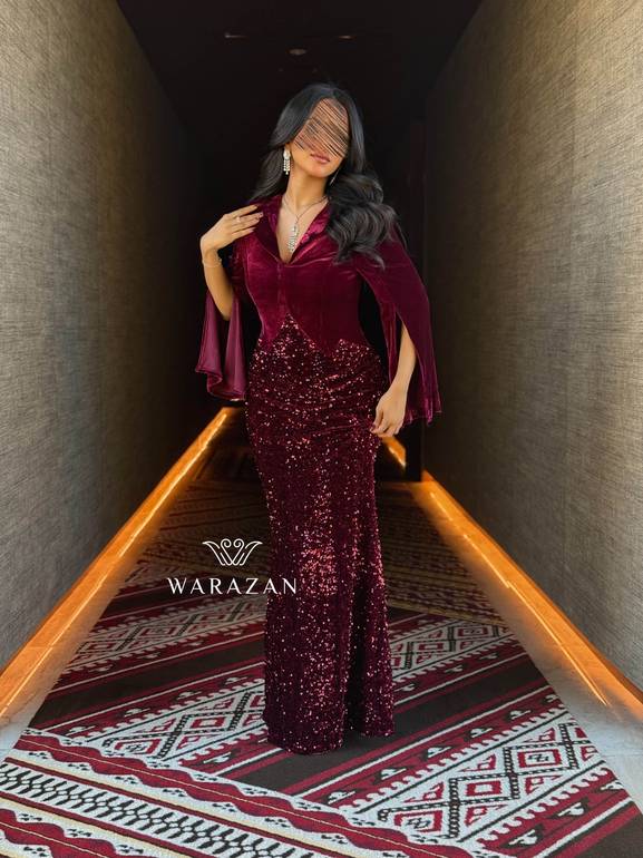 فستان سهرة مخمل بتدخيلة ترتر 