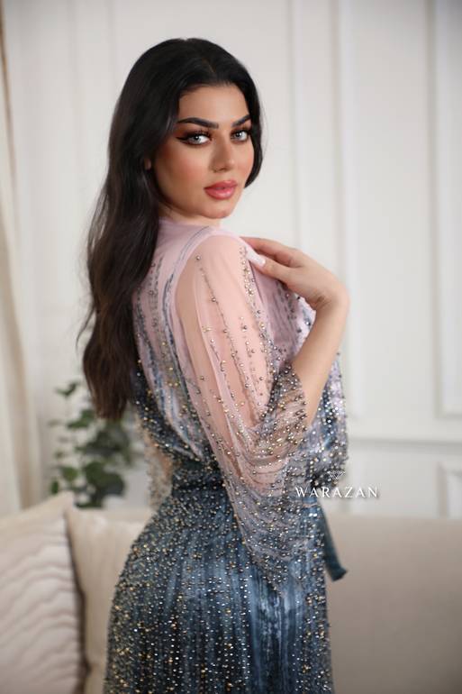 فستان سهرة بتطريز للمناسبات الراقية