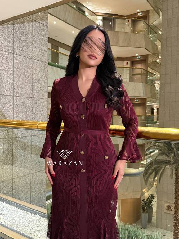 فساتين ماسك بنقشة أنيقة وتصميم جذاب
