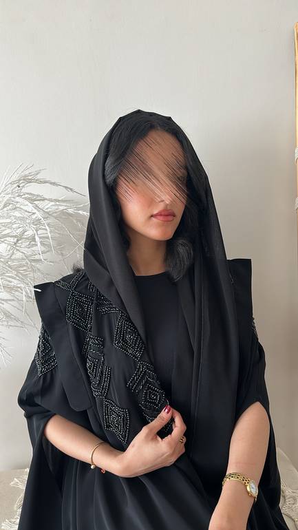 عباية بشت قطري مطرزة