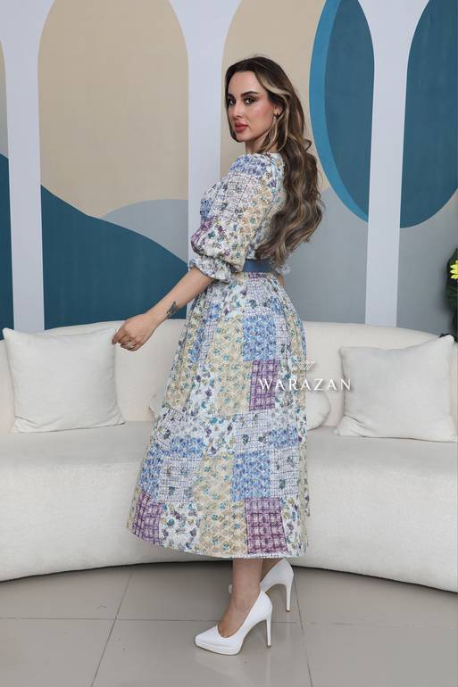 فستان ميد مشجر بلونين مع حزام 